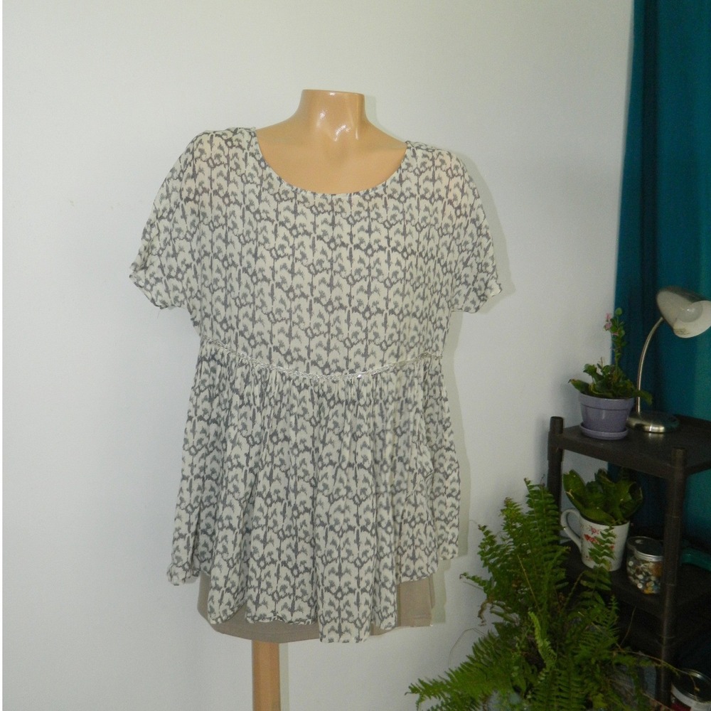Sweet Magnolia Babydoll Top Women Large Grey White Ikat Cotton Gauze Silver Trim